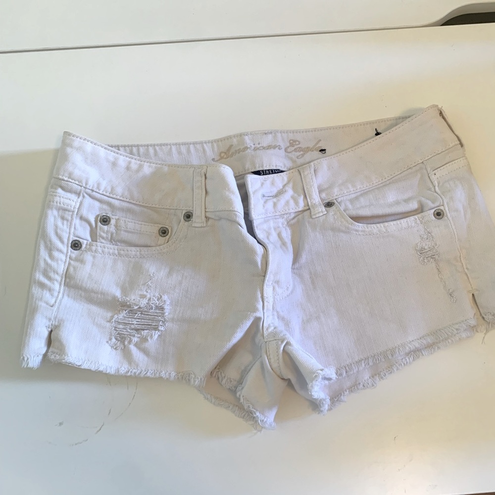 American Eagle White shorts -Size 4